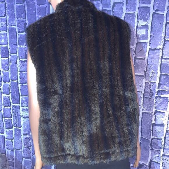Caribou Crossing vest faux fur brown/black SZ M from Alaska full zip up fuzzy - Picture 7 of 13